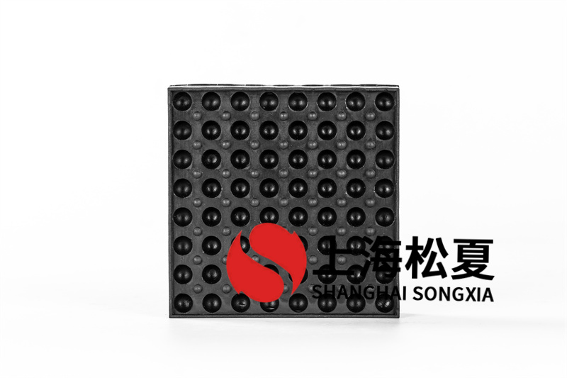 橡膠<a href='http://www.zhangbolun.cn' target='_blank'><u>減震器</u></a>的使用優(yōu)勢有哪些？